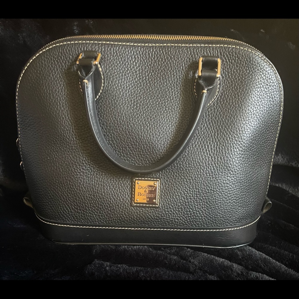 Dooney and Bourke Handbag